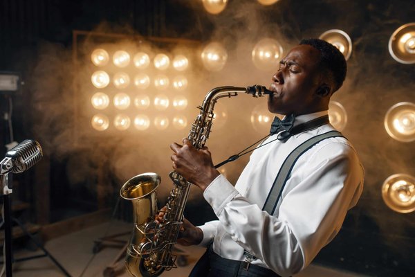 Comment analyser les influences du jazz dans la musique contemporaine ?