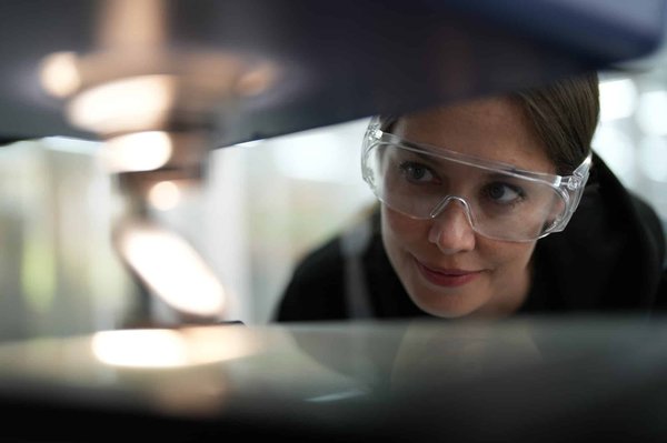 Comment développer des stratégies d'enseignement innovantes pour les matières scientifiques face aux avancées technologiques ?